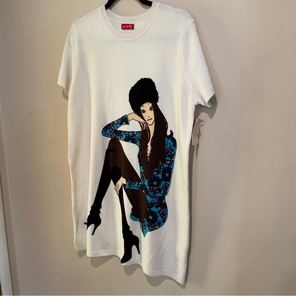 K Derhy long white top, white with vintage model, size OS - Picture 3 of 12